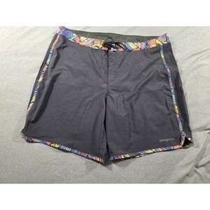 NWOT *READ* Patagonia Hydropeak Scallop 18" Boardshorts Mens 38 Black‎ Abstract